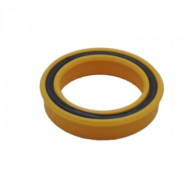 油封漏油的原因主要有以下因素